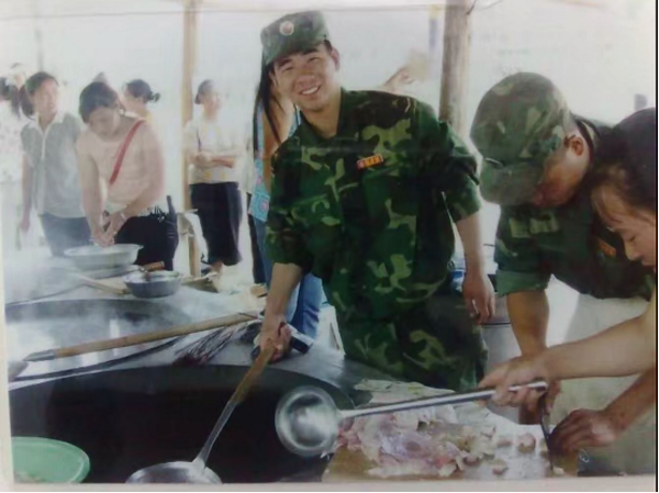 1584094585923766.png 媽媽,等長大后我也嫁個(gè)一像爸爸這樣的人(1)964.png